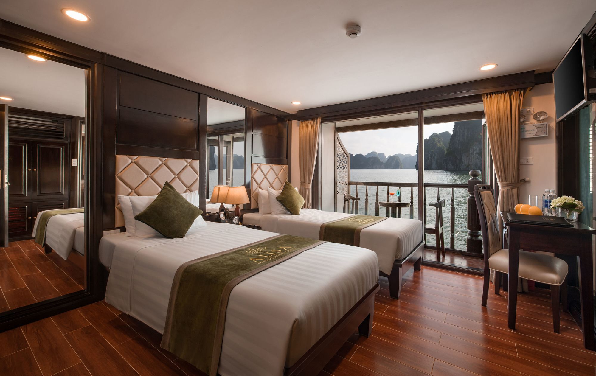 Alisa Premier Cruise Hotel Ха Лонг Екстериор снимка