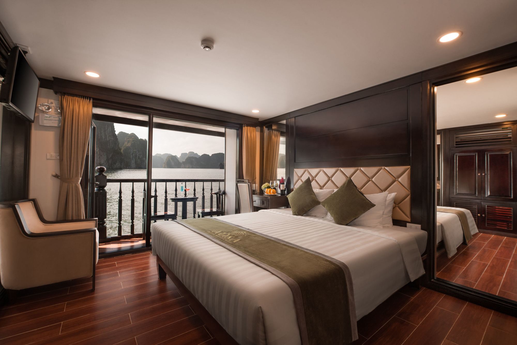 Alisa Premier Cruise Hotel Ха Лонг Екстериор снимка